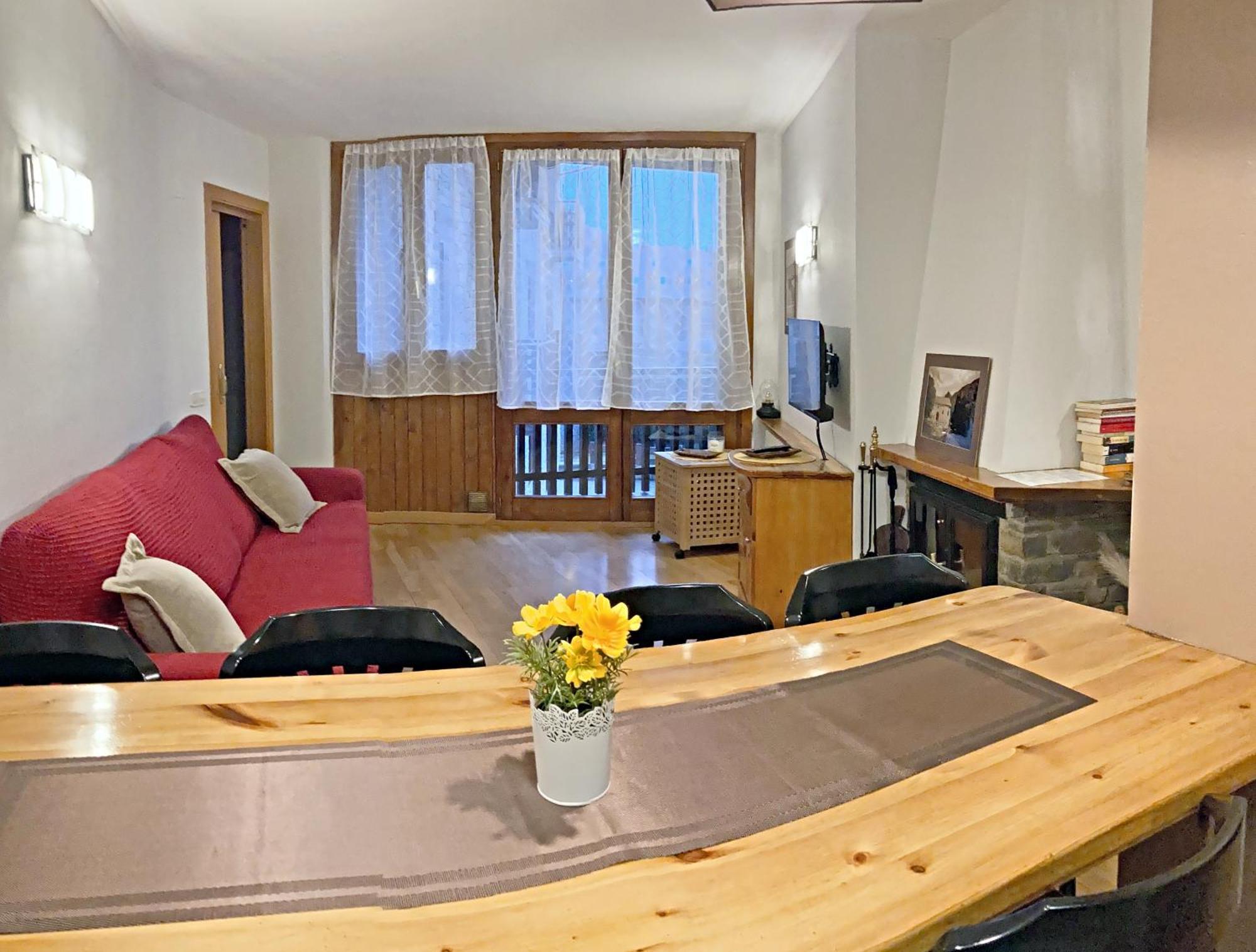 Апартаменты Apartamento Casovall Эстерри-д'Анеу Экстерьер фото